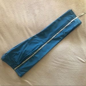 Under Armour mens golf pants blue - 31-32 barely used - professionally tailored